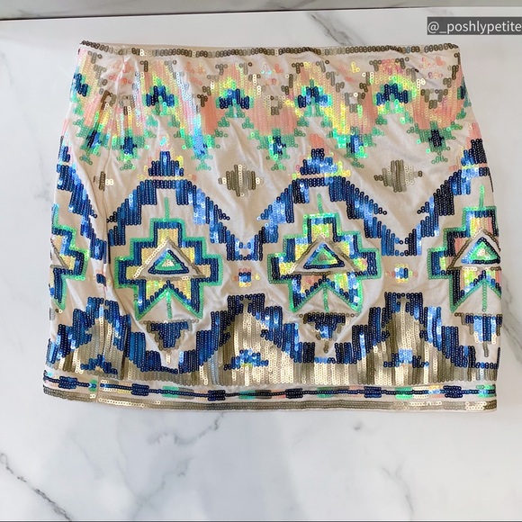 EXPRESS xs Southwest Sequins metallic Aztec Tribal Mini Skirt Women's - Picture 3 of 13